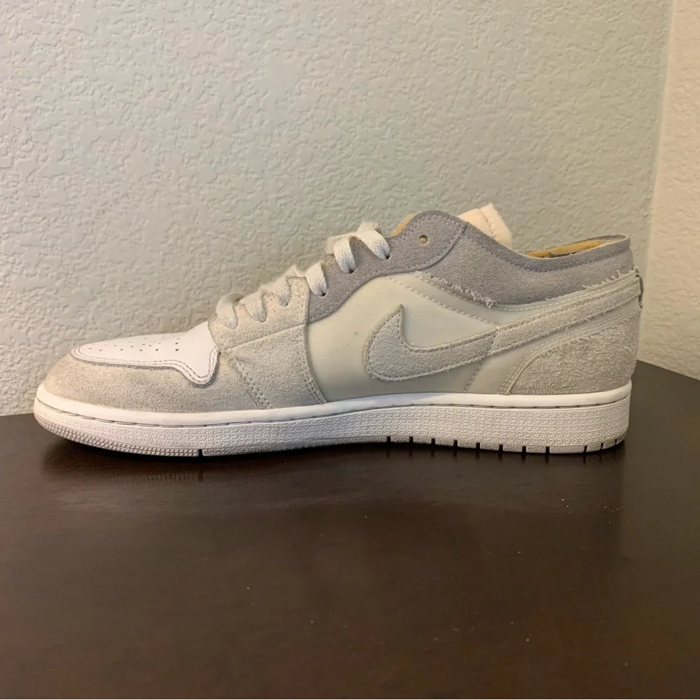Nike Air Jordan 1 Low SE Beige White Gray Suede Leather Low Top  Men's Size 10.5
